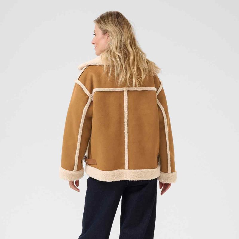 CRUma Jacket